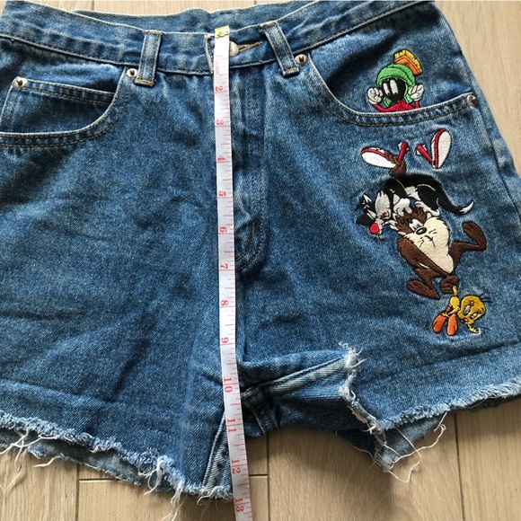 Vintage Warner Bros. Looney Tunes Embroidered Jean Shorts 24” Waist Kids 12 - Picture 9 of 9
